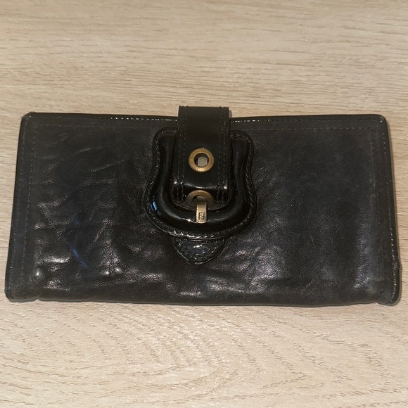 Fendi b buckle long wallet clutch - Picture 1 of 12
